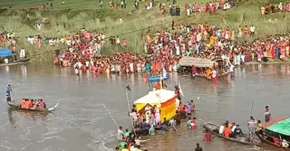 কান্তজীউ যুগল বিগ্রহের নৌ-যাত্রায় নৌকা ডুবে যুবকের মৃত্যু